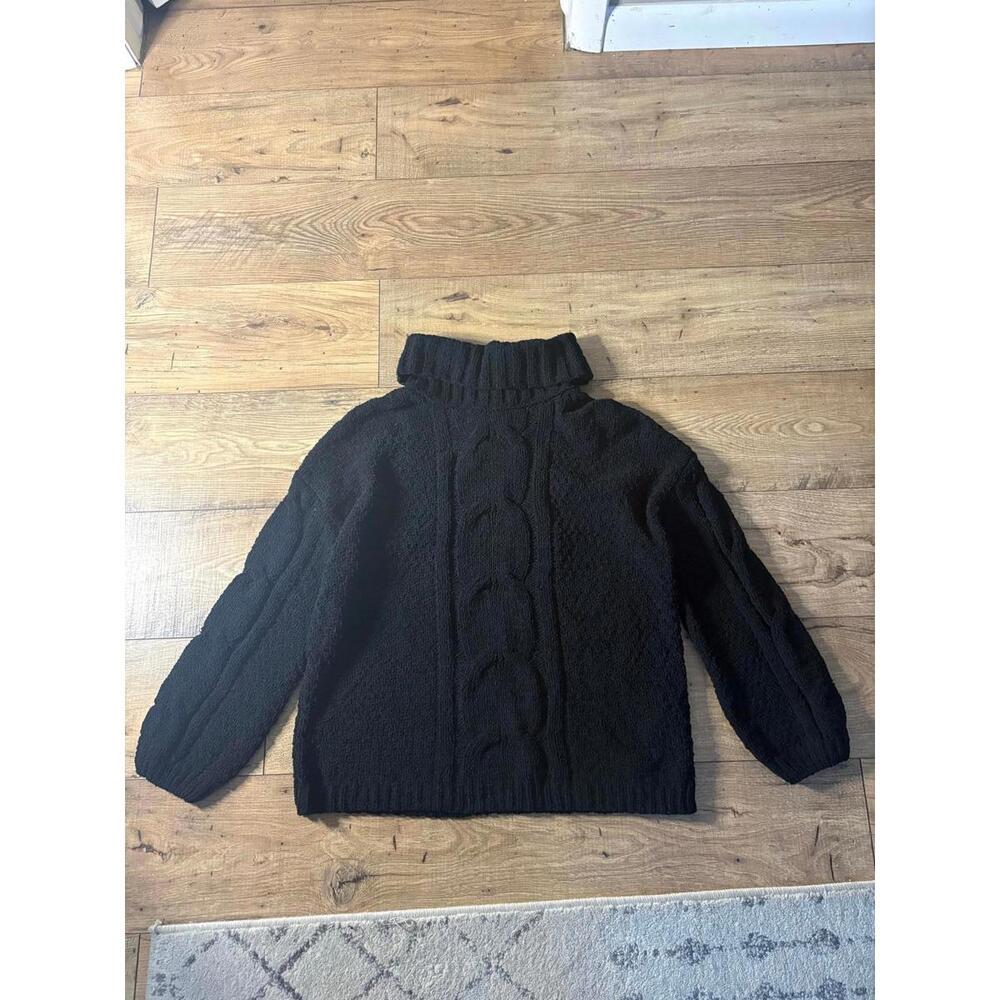 Cozy Black Cable Knit Sweater With Cute Pattern - Medium Women's - Seven7.